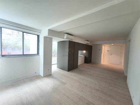 T2+1 em Empreendimento de luxo com piscina