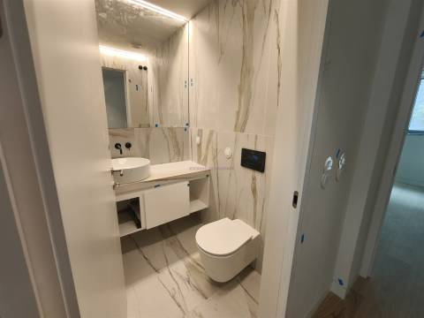 T2+1 em Empreendimento de luxo com piscina