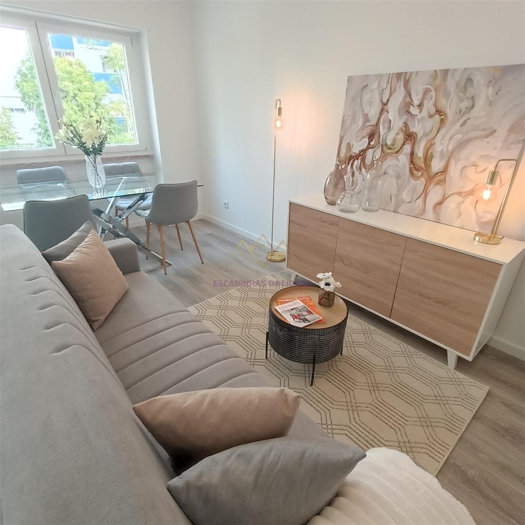 Charmoso T3 Remodelado no Coração de Lisboa – Viva com Estilo!