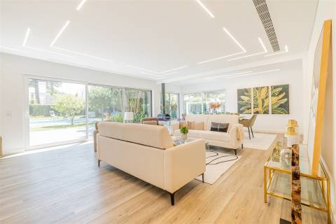 Moradia de Sonho na Herdade da Aroeira – Viva o Melhor da Vida