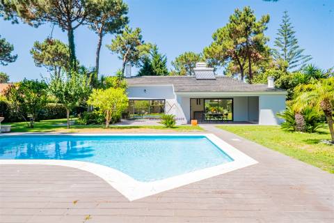 Moradia de Sonho na Herdade da Aroeira – Viva o Melhor da Vida