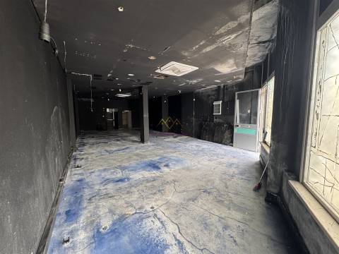 Oportunidade de investimento! Loja B para venda