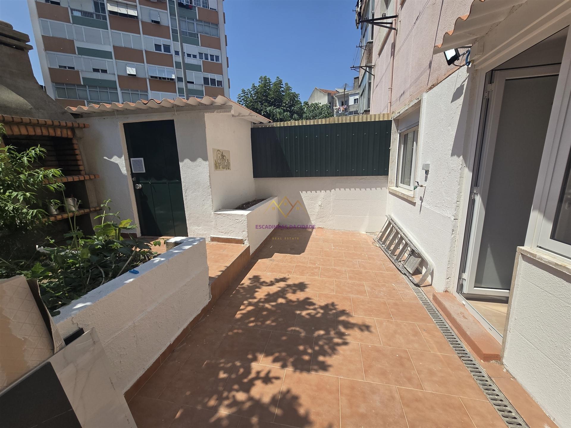 T2+1 a estrear com Terraço na Amadora - Mina ÁGUA