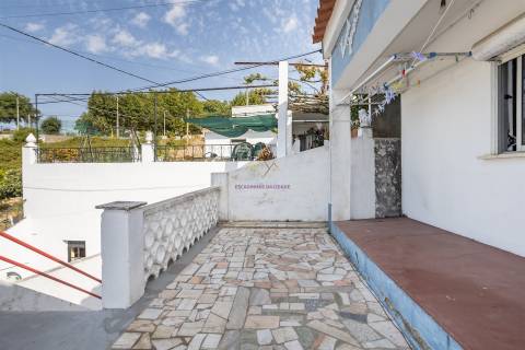 2 Moradias com elevado Potencial de Rentabilidade – Serra da Silveira