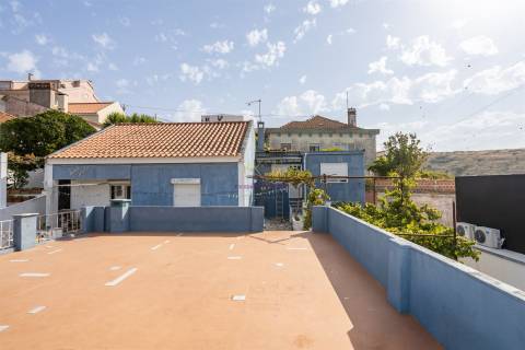 2 Moradias com elevado Potencial de Rentabilidade – Serra da Silveira