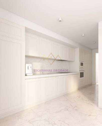 T4 Duplex com 4 suites,  2 lugares de estacionamento e Arrecadação