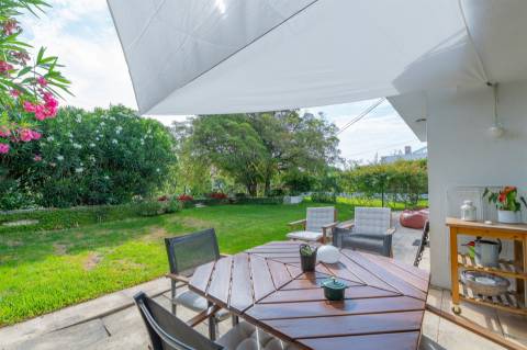 Moradia única à venda numa das melhores ruas de Oeiras