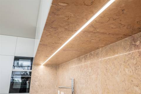 Viva o Luxo com Vista para o Tejo - Moradia Luxo no Alto Santo Amaro