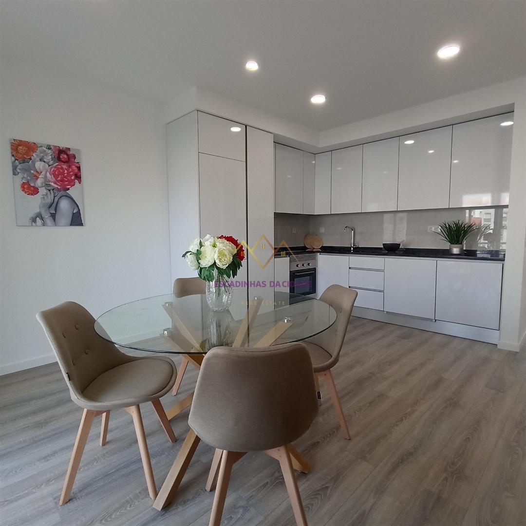 T3 Remodelado e Decorado em Benfica