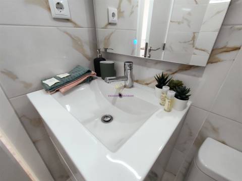 T3 Remodelado e Decorado em Benfica