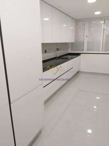 T3 Remodelado em Benfica