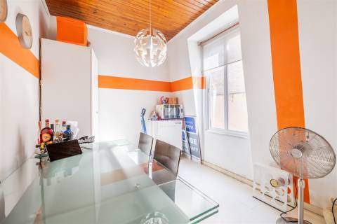 T1 duplex com Terraço em Alcântara