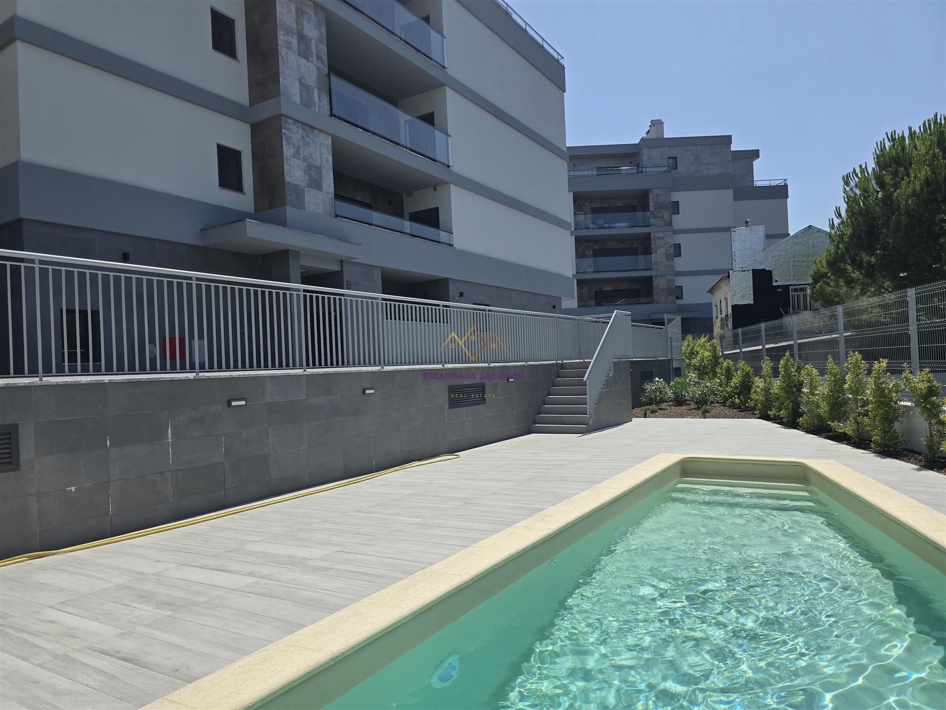 T3 com Piscina em Alverca