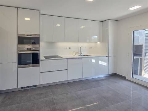 T3 com Piscina em Alverca