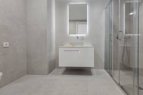 T3 com Piscina em Alverca