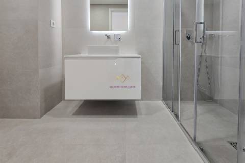 T3 com Piscina em Alverca