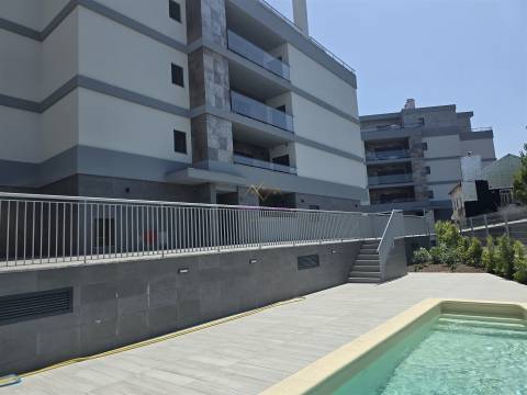 T3 com Piscina em Alverca
