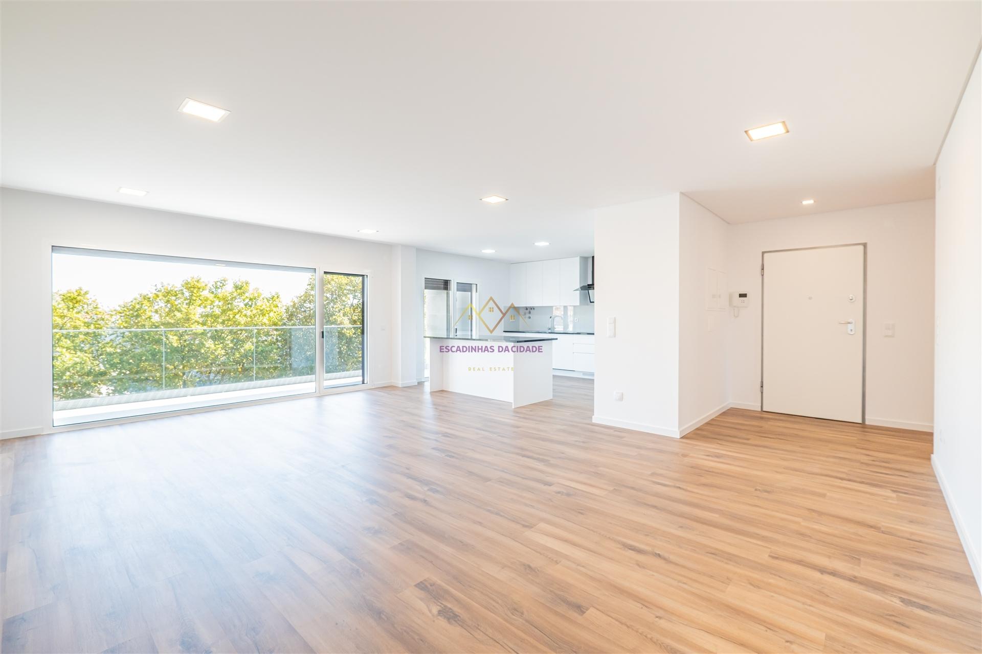 Apartamento T3 a estrear, Montijo