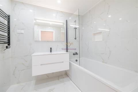 Apartamento T3 a estrear, Montijo