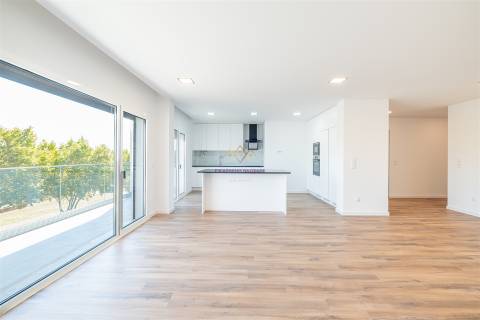 Espetacular apartamento T3 com varandas no Montijo