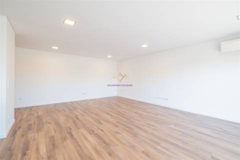 Espetacular apartamento T3 com varandas no Montijo