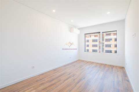 Espetacular apartamento T3 com varandas no Montijo