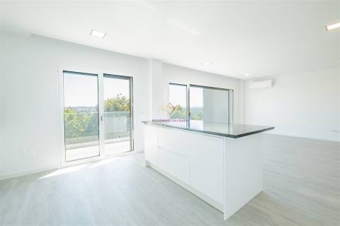 Espetacular apartamento T5 Duplex a estrear, Montijo