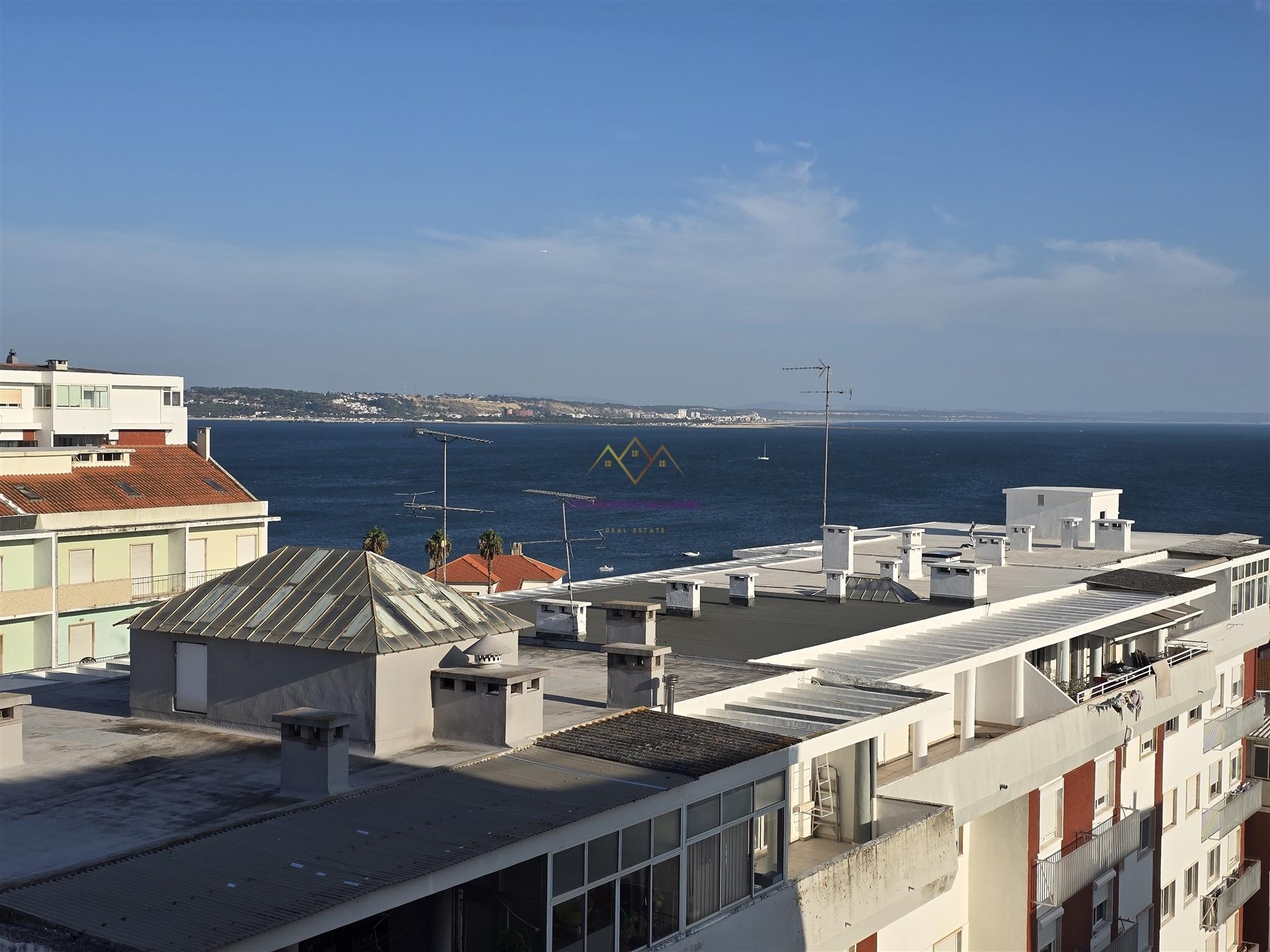 T3 com vista mar em Paço Arcos - Arrendamento
