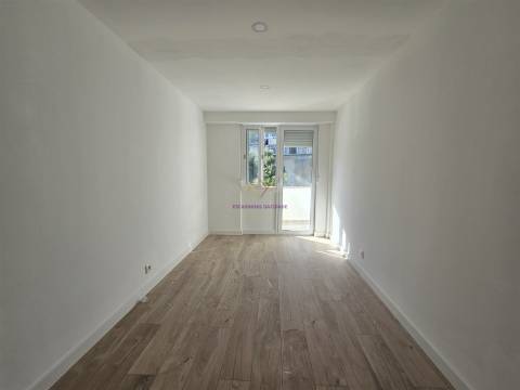 T3 em Odivelas totalmente remodelado