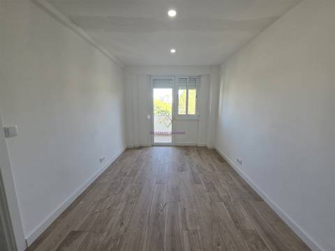 T3 em Odivelas totalmente remodelado