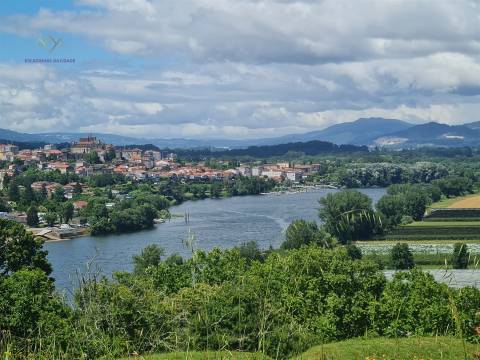 Palacete Neoclássico dentro das Muralhas de Valença do Minho