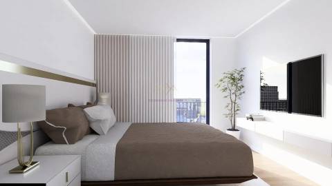 Fantástico T2+1 com Terraço e Varanda para Viver o Melhor de Portimão