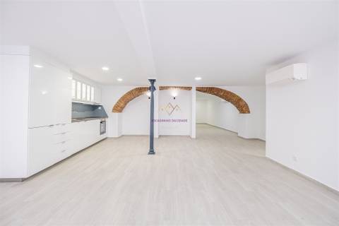 Prédio reabilitado para venda em Setúbal, Centro Histórico