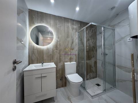 T2 Remodelado com Vista Rio e Ponte Vasco da Gama