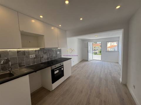 T2 Remodelado com Vista Rio e Ponte Vasco da Gama