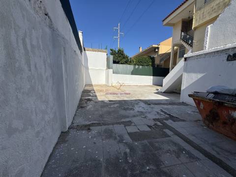 T2 Remodelado com Vista Rio e Ponte Vasco da Gama