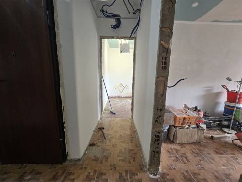 T3 remodelado na Damaia