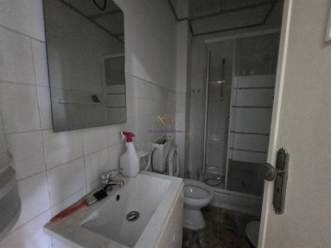 T3 remodelado na Damaia