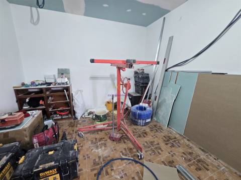 T3 remodelado na Damaia