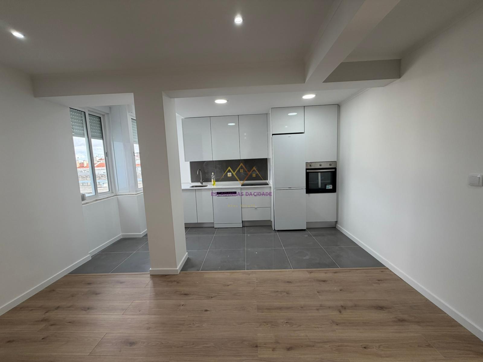 T3 remodelado na Damaia