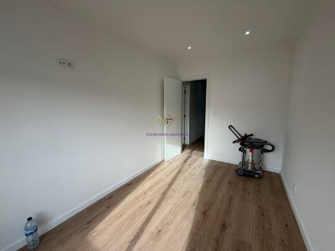 T3 remodelado na Damaia