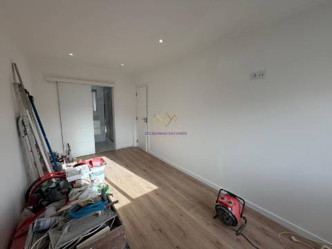 T3 remodelado na Damaia