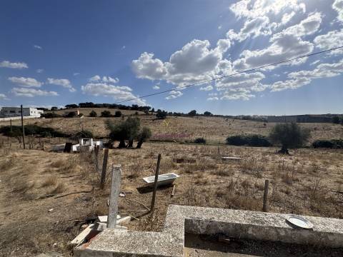 Herdade à venda em Montemor-O-Novo