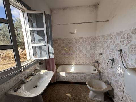 Herdade à venda em Montemor-O-Novo