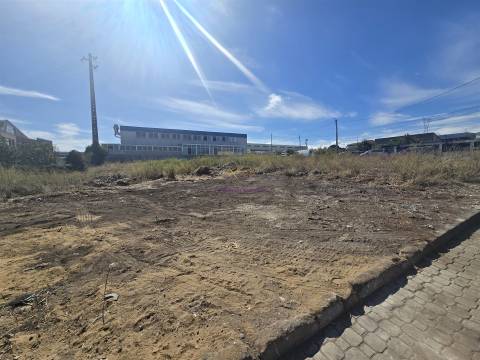 Terreno urbano em São Marcos