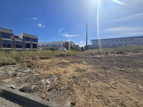 Terreno urbano em São Marcos