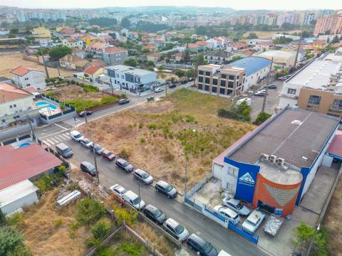 Terreno urbano em São Marcos