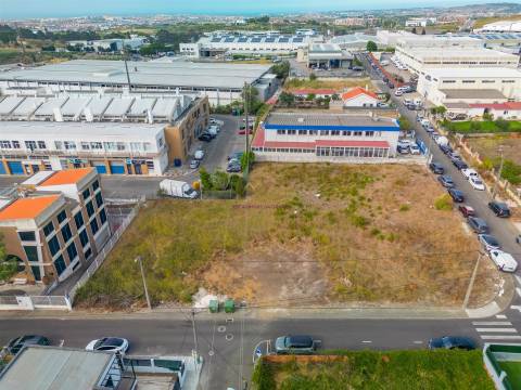 Terreno urbano em São Marcos