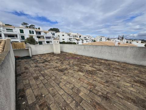 Apartamento frente Mar com Terraço - Meia Praia - Lagos