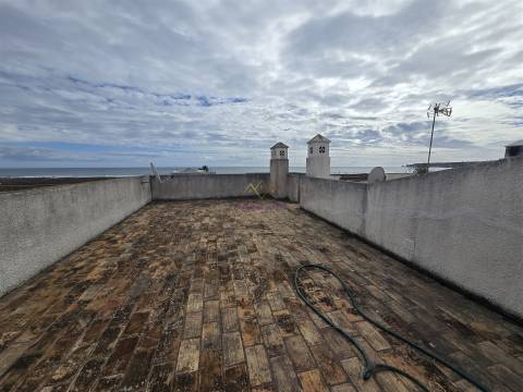 Apartamento frente Mar com Terraço - Meia Praia - Lagos